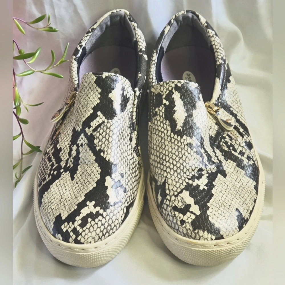 Dr Scholls Shoes M 7.5 W 9 No Chill Slip On Sneakers Faux Leather Snakeskin